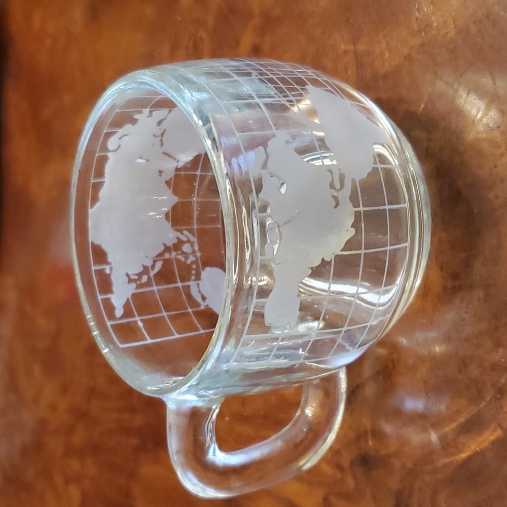 VINTAGE NESTLE WORLD MAP COFFEE MUG